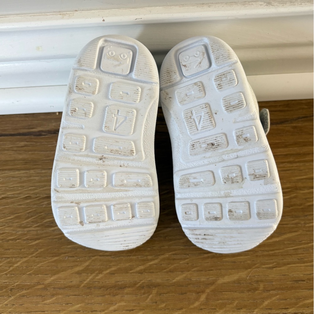 See Kai Run Baby Shoes Size 4 - Picture 5 of 5